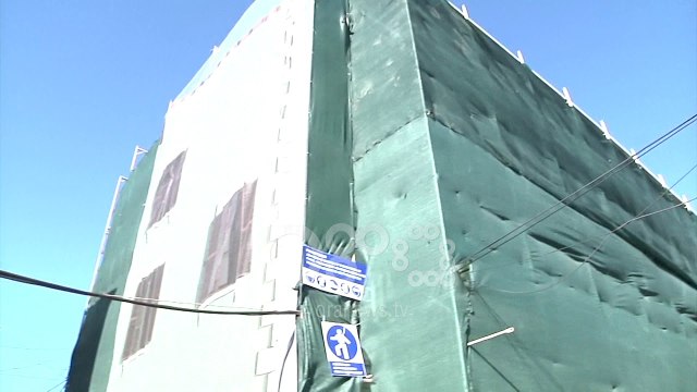 Ora News - “Rilindja” e qendrës së Vlorës, nis shembja e 40 objekteve