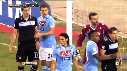 Bellissimo gesto a Napoli - Lazio _Klose segna gol di mano e ammette_