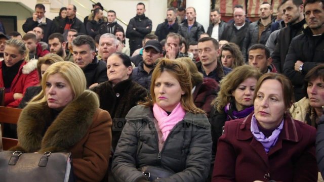 Basha: 290 mijë shqiptarë, në mjerim absolut - Top Channel Albania - News - Lajme