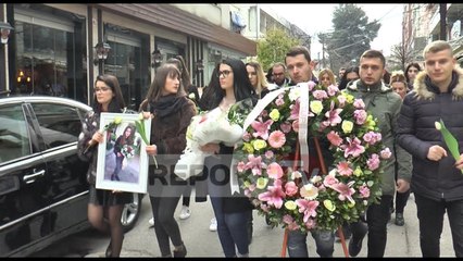 Report TV - Vrasja e Arieles, studentët e drejtësisë marshimin homazh në Tiranë