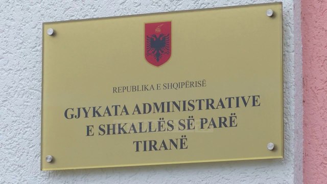 Balilët padisin policinë, gjykata pezullon urdhrin e Çakos - Top Channel Albania - News - Lajme