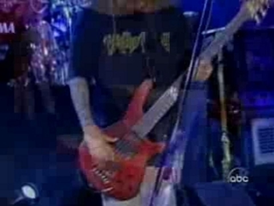 Korn - Freak On A Leash (Jimmy Kimmel Show - 2004)