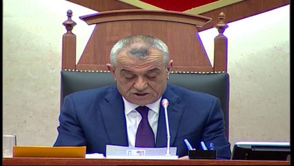 Ora News -  Betohen dy deputetet e rinj