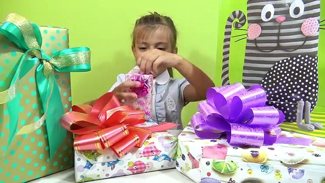 ПОДАРКИ на ДЕНЬ РОЖДЕНИЯ Василисы // Василисе 7 лет!