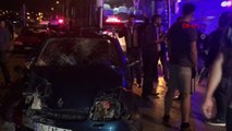 Bursa'da Servis Minibüsü ile Otomobil Çarpıştı 1'i Ağır 5 Yaralı