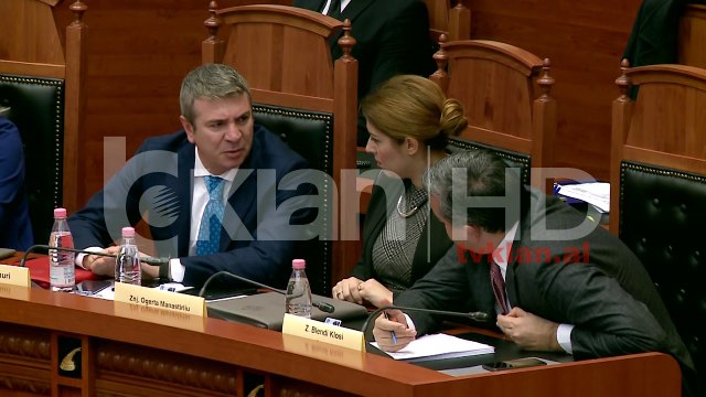 Basha e Berisha thirrje shqiptareve per protesten e 27 Janarit