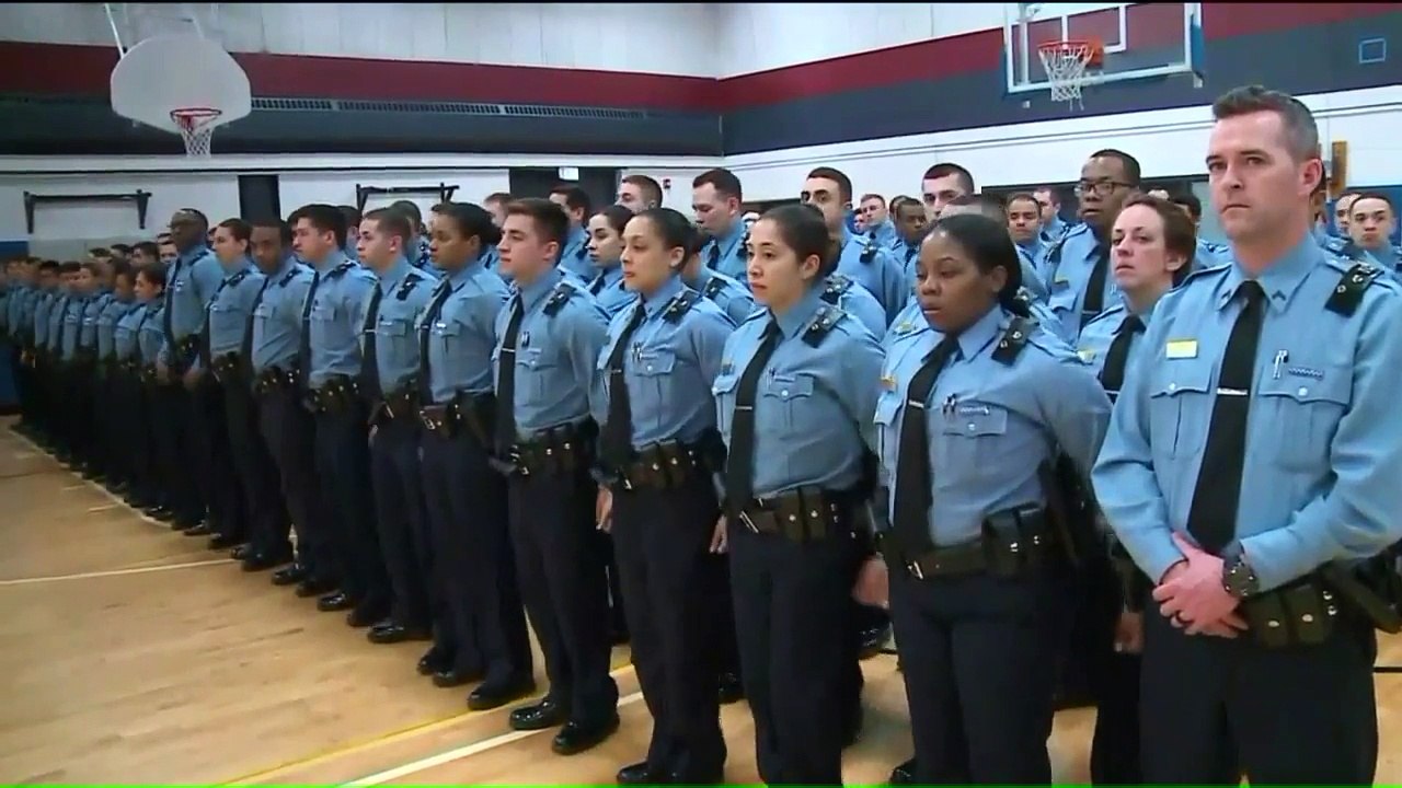 2 Chicago Police Officers Charged with Stealing Drugs, Cash