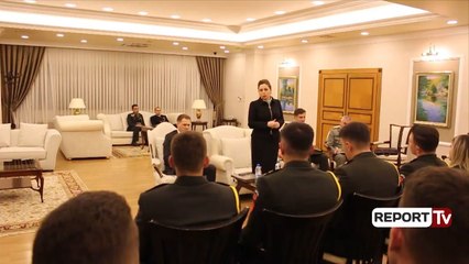 Report TV - Ministrja Xhaçka vizitë në Turqi, mbështetje për trajnim e arsim për FA