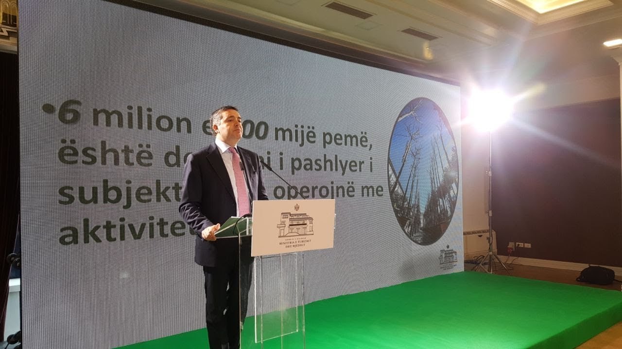 Ora News - Klosi prezanton sfidën: Brenda 2020...
