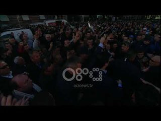 Ora News - Berisha: Qytetarët varrosën sot 25 qershorin