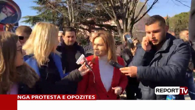 Report TV - Kryemadhi: Edi Rama është vetëm, të gjithë janë kundër tij