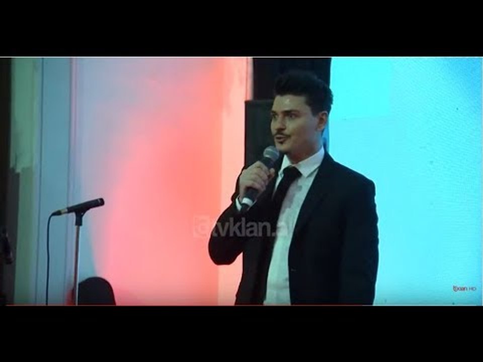 Jo vetem mode/ Rrefehet grimieri i Kim Kardashian: E shaj shqip kur merzitem me te (27.01.2018)