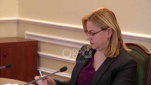 Ora News - Përzgjidhet lista e re për anëtarët e KLGJ dhe KLP, opozita: Nuk e votojmë