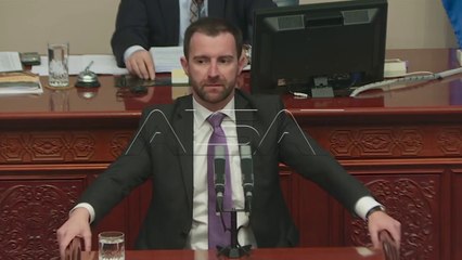 Dimoski e Xhaferi përplasen për rendin e ditës në Kuvend