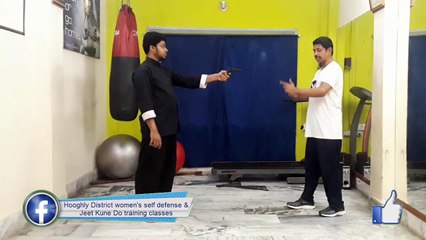 How to Defend Yourself Against a Gunman How Attacker Distance Determines Defense By Amritmoy Das in [Hindi - हिन्दी]