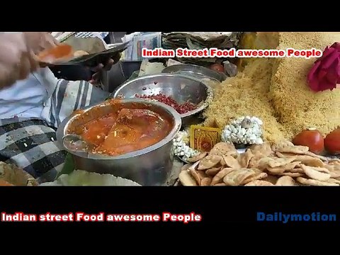 Indian street Foods - Bhel Puri - Mumbai Chaat Wala - Chatpata chatwala