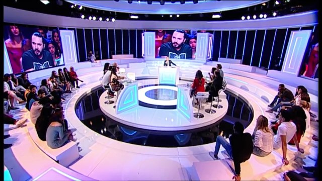 مايا القصوري تكلاشي كريم الغربي كلاش نار و كريم يرد : و انتي تتشبه بالمعيز - ''بربشتيني إستحمليني ''