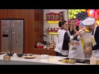 Kush vjen per dreke/ "Lufte" ne emision, Sara Kapo mbulon me miell kengetarin (01.02.2018)