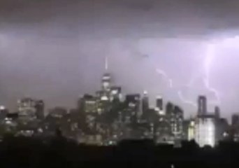 Download Video: Dramatic Video Shows Lightning Strike Over Manhattan as Storm Brews