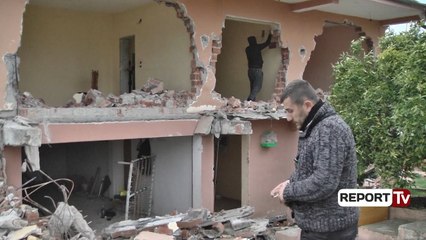 Nga vilë në rrënoja,familja Peti mes acarit, tentoi të hidhej nga çatia,i riu:S'kemi strehim