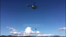 Selenicë, makina mes ujërave. U shpëtuan nga helikopteri i FA - Top Channel Albania - News - Lajme