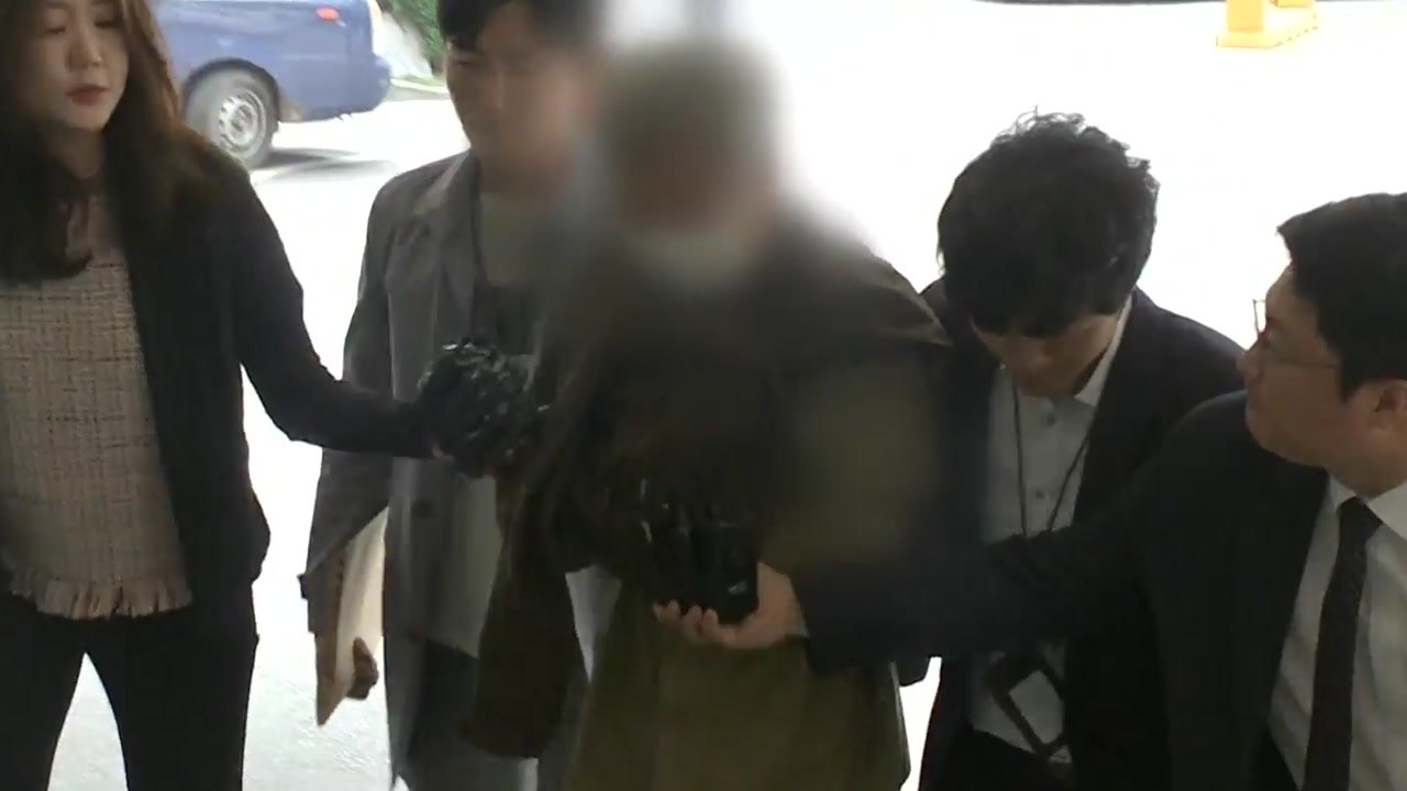 경찰, '댓글 조작' 드루킹 이틀째 조사...공무원 회원도 소환 / YTN