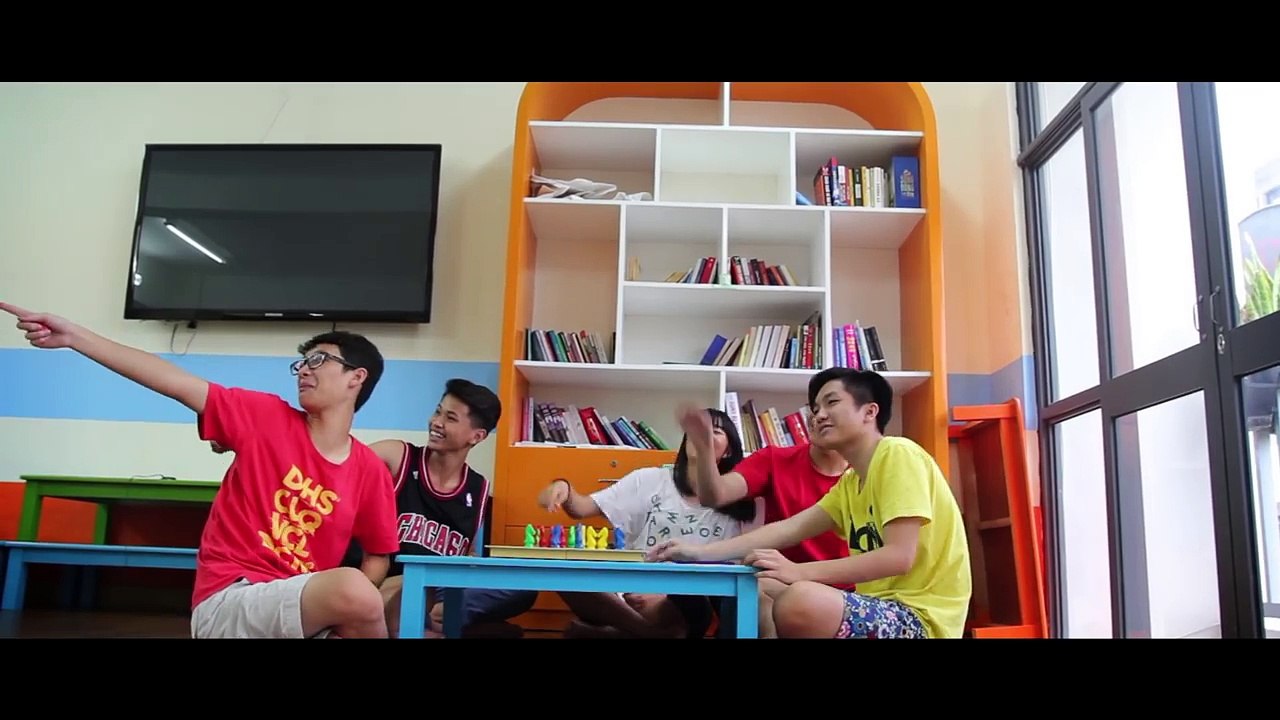 Vì Tôi Còn Sống - MV Cover by Hương Ly