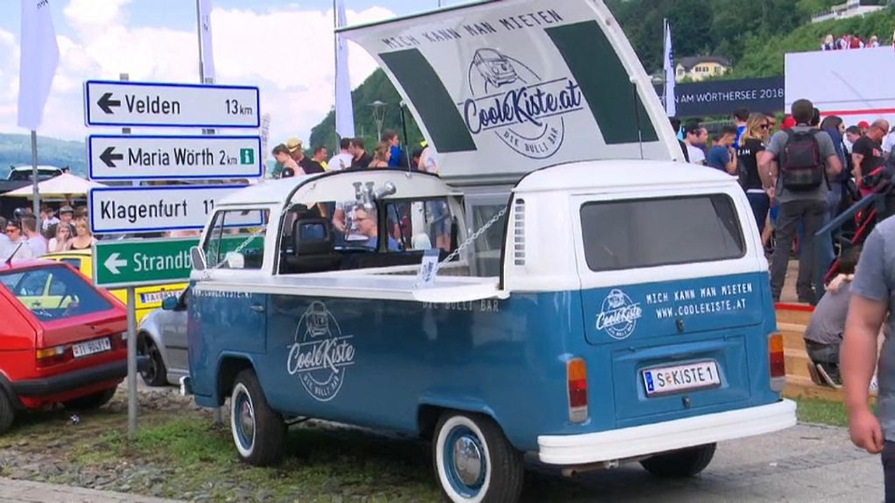 VW-Liebhaber beim Wörtherseetreffen