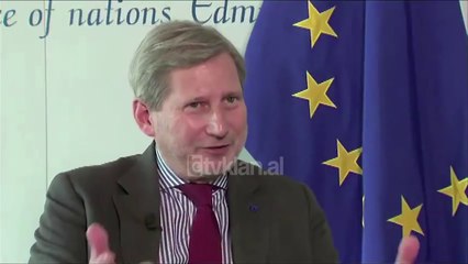 Hahn: Synimi, hapja e negociatave brenda 6 muajsh