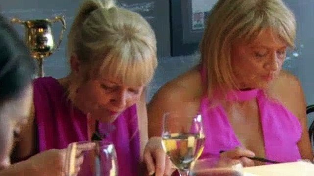 My Kitchen Rules S08E37 - Super Dinner Parties Mark & Chris (VIC)