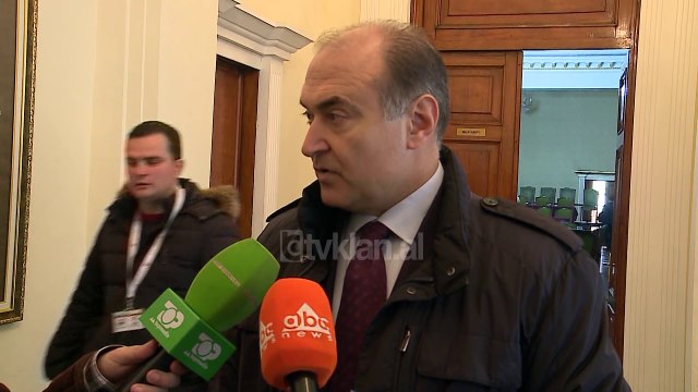 Haxhinasto: Gati te hetohem per Tirane – Elbasan