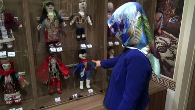 Unutulmaya yüz tutmuş 81 ilin yöresel bez bebekleri Bilecik'te sergilendi