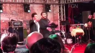 Salman SRK Ranveer SINGING & DANCING At Sonam's Wedding Reception - Full Video