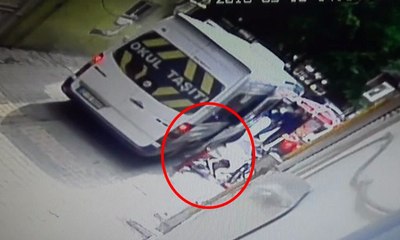 Servis dehşeti: Minik Ecrin'in ölümden döndüğü an kamerada