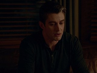 iZombie 04x11 Season 4 Episode 11 " Insane in the Germ Brain " Official The CW