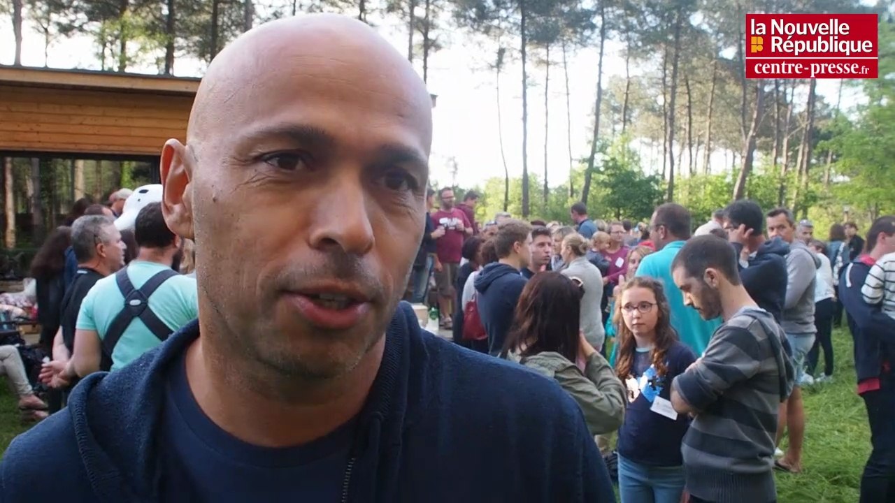 VIDEO. Center Parcs de la Vienne : Éric Judor s'engage contre l'arthrite juvénile
