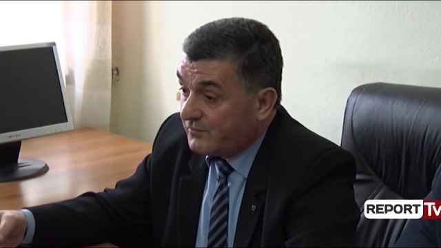 Report TV - Reforma e ujit, Prefekti i Lezhës paralajmëron largime nga puna
