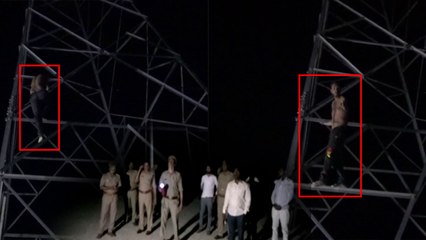 भाजपा सांसद ने नहीं दी मजदूरी, हाईटेंशन टावर पर चढ़ा युवक