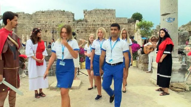 Antalya turizm sezonunu 5 bin yıllık tarihi antik kentinde açtı