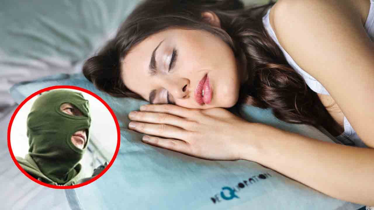 Dream of Stealing or Robbery | इन सपनों के आनें से होती है धन वर्षा | Boldsky