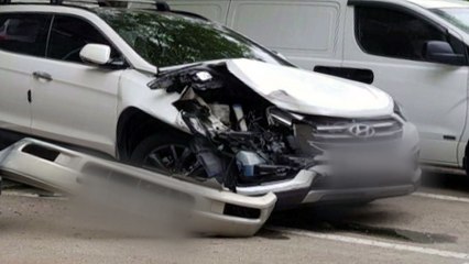 아파트 주차장에서 후진사고...60대 경비원 중상 / YTN