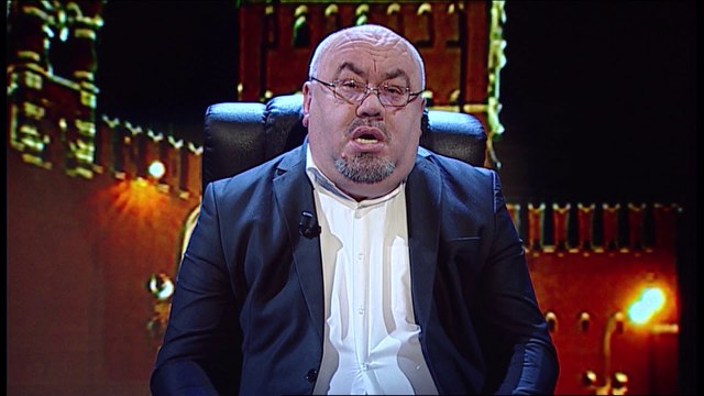 Ju flet Moska : Rruga e vilës së Benet Becit është rruga për në burg