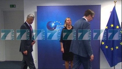 PRESIDENTI SLLOVEN NE KUVENDIN E KOSOVES - News, Lajme - Kanali 8