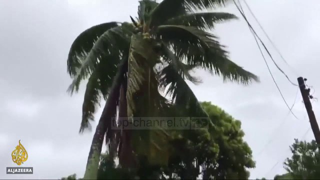 Tonga, stuhia e tmerrshme rrafshon godinën e Parlamenti - Top Channel Albania - News - Lajme