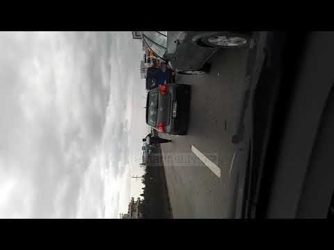 Pa Koment / Makina përmbyset në Tiranë-Durrës - Top Channel Albania - News - Lajme