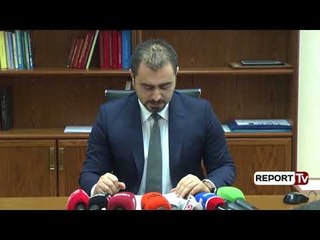 Report TV - Rihapen pesë dosje në Elbasan, mes tyre dosja e nipave të Llallës