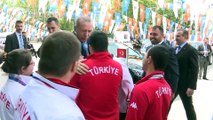 Cumhurbaşkanı Erdoğan, Down Sendromlu sporcularla bir araya geldi - ANKARA