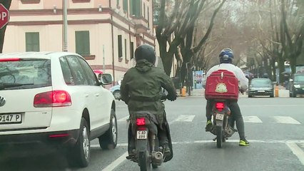 Mashtrimi i policit rrugor - Top Channel Albania - News - Lajme