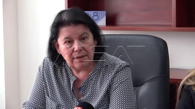 Plot 1 300 infermiere në pritje të një vendi pune