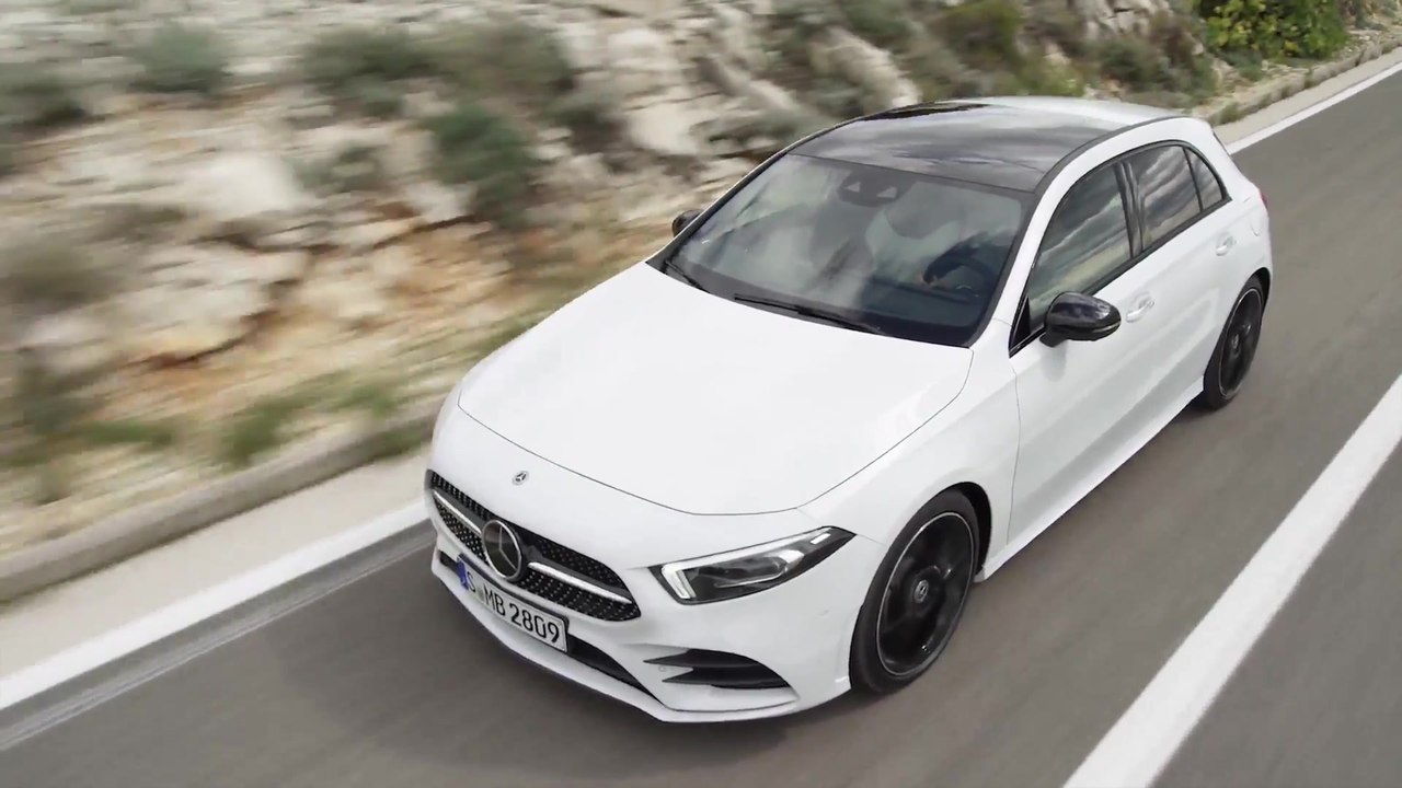 Mercedes-Benz A-Class - el punto de referencia en la clase compacta